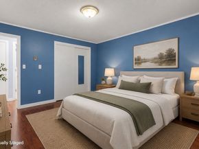 45 Oval Rd 34, Quincy MA 02170