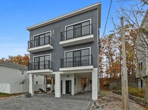 599 Sea St Unit 2, Quincy MA 02169