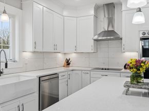 46 Grand View Ave, Lynn MA 01904