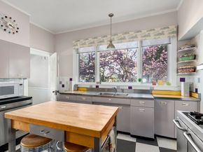 121 Thorndike Street, Brookline MA 02446