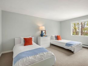 8 Marbee Rd, Rockport MA 01966