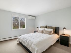 8 Marbee Rd, Rockport MA 01966