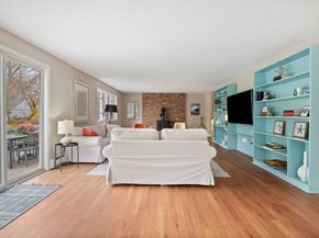 8 Marbee Rd, Rockport MA 01966