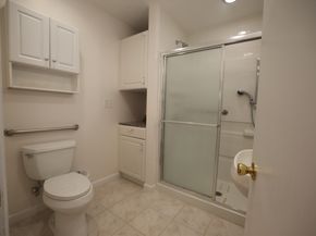 57 Broadlawn Park 14B, Brookline MA 02467