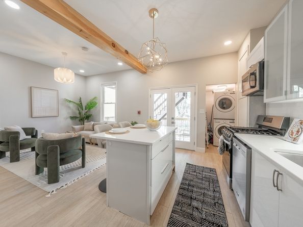 104 Thorndike St 1, Cambridge MA 02141