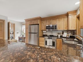 104 South Shore Drive, Sturbridge MA 01566