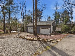 104 South Shore Drive, Sturbridge MA 01566