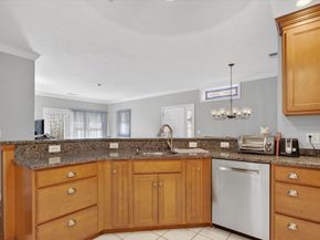 361 Tilden Commons Ln 361, Braintree MA 02184