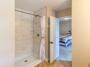44 Russell St, Plymouth MA 02360