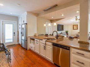 44 Russell St, Plymouth MA 02360