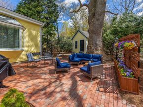44 Russell St, Plymouth MA 02360