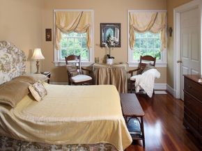 130 Popes Lane, Hingham MA 02043