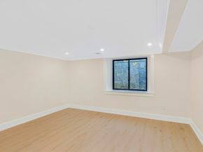 12 Roosevelt Pl, Newburyport MA 01950