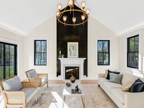 12 Roosevelt Pl, Newburyport MA 01950