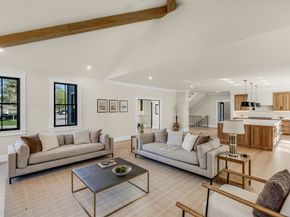 12 Roosevelt Pl, Newburyport MA 01950