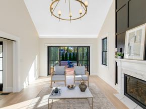 12 Roosevelt Pl, Newburyport MA 01950