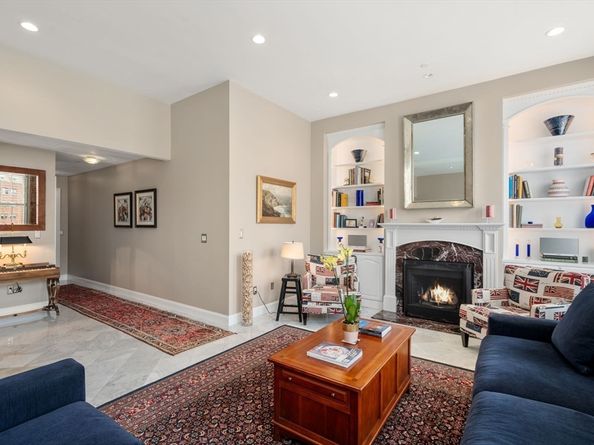 6 Edgerly Place 402/403, Boston MA 02116