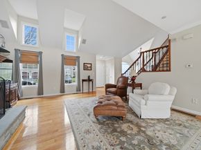 105 Weyland Circle, North Andover MA 01845