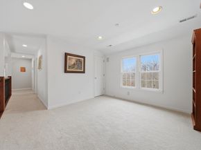 105 Weyland Circle, North Andover MA 01845