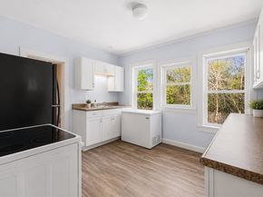 65 Oak Street, Middleboro MA 02346