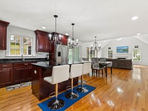 253 Shining Rock Dr, Northbridge MA 01534