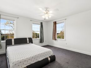 253 Shining Rock Dr, Northbridge MA 01534