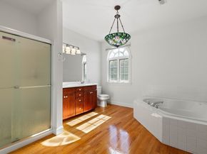 253 Shining Rock Dr, Northbridge MA 01534