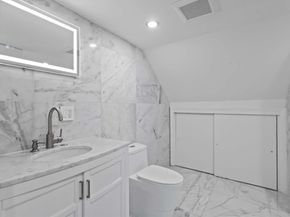 7 Darrow St, Worcester MA 01606