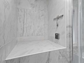 7 Darrow St, Worcester MA 01606