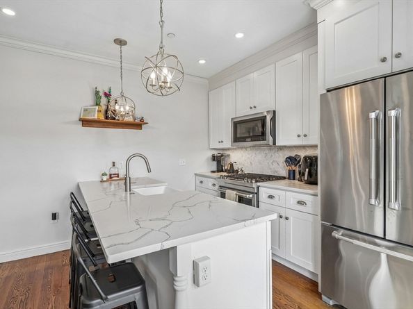 31 Brighton St 3, Boston MA 02129