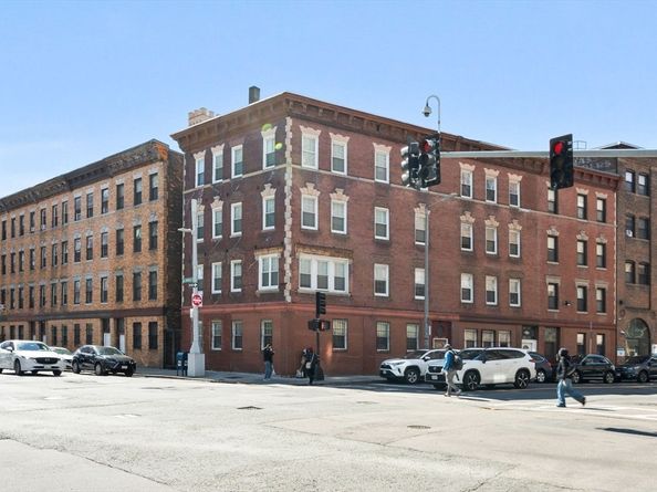 410 Harrison Ave, Boston MA 02118