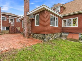 152 Manchester St, Leominster MA 01453
