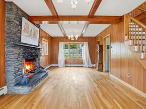 152 Manchester St, Leominster MA 01453