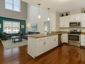 360 Andover St 1310, Danvers MA 01923
