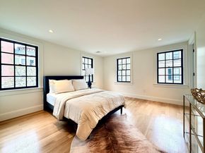 11 Mt Auburn St A, Cambridge MA 02138