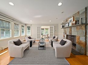 20 Blossom St, Lexington MA 02421