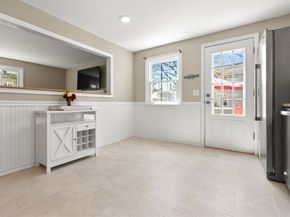 6 Ashcroft Cir, Groveland MA 01834