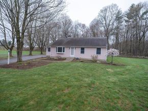 445 Green St, Northborough MA 01532