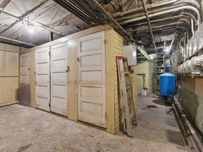 16 Garrison Rd 7, Brookline MA 02445