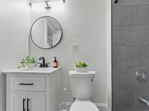 16 Garrison Rd 7, Brookline MA 02445