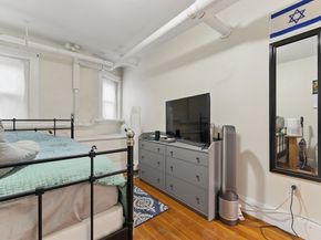 16 Garrison Rd 7, Brookline MA 02445