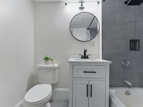 16 Garrison Rd 7, Brookline MA 02445