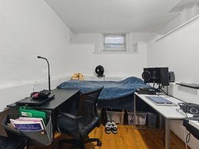 16 Garrison Rd 7, Brookline MA 02445