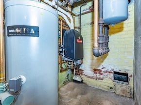 224 Blossom St, Fitchburg MA 01420