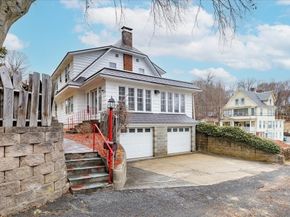 224 Blossom St, Fitchburg MA 01420