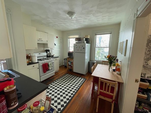 13-19 Houghton St, Somerville MA 02143