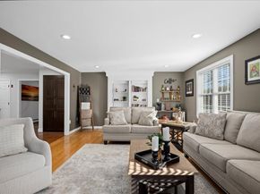 14 Amherst Rd, Shrewsbury MA 01545