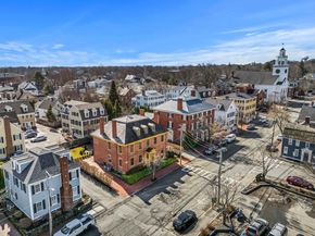 17 Federal St, Newburyport MA 01950