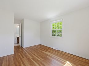 49 Granite St, Holliston MA 01746