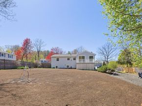 49 Granite St, Holliston MA 01746
